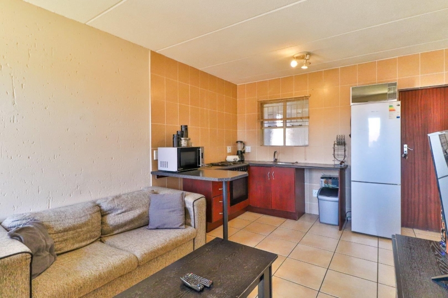 1 Bedroom Property for Sale in Ormonde Gauteng
