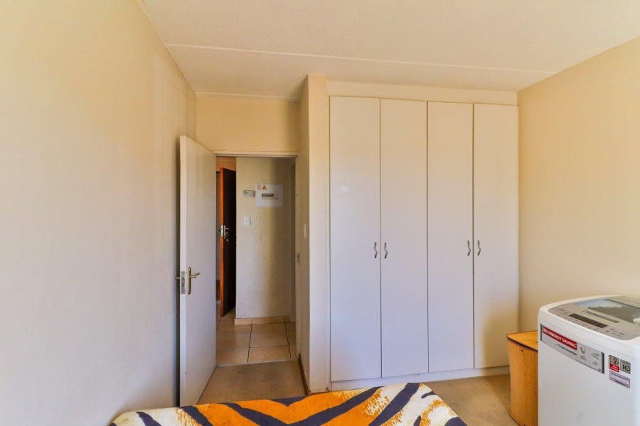 1 Bedroom Property for Sale in Ormonde Gauteng