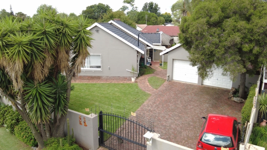 3 Bedroom Property for Sale in Croydon Gauteng