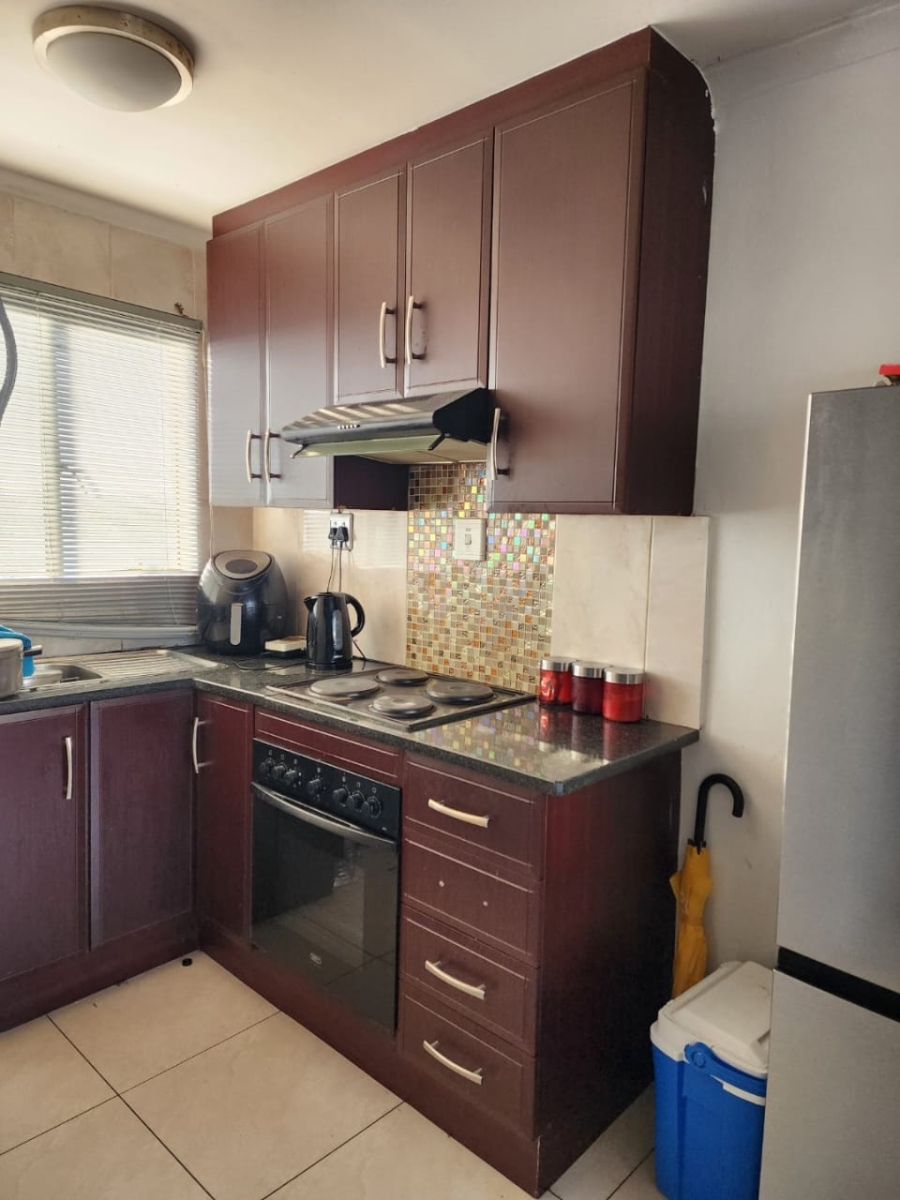 2 Bedroom Property for Sale in Fleurhof Gauteng