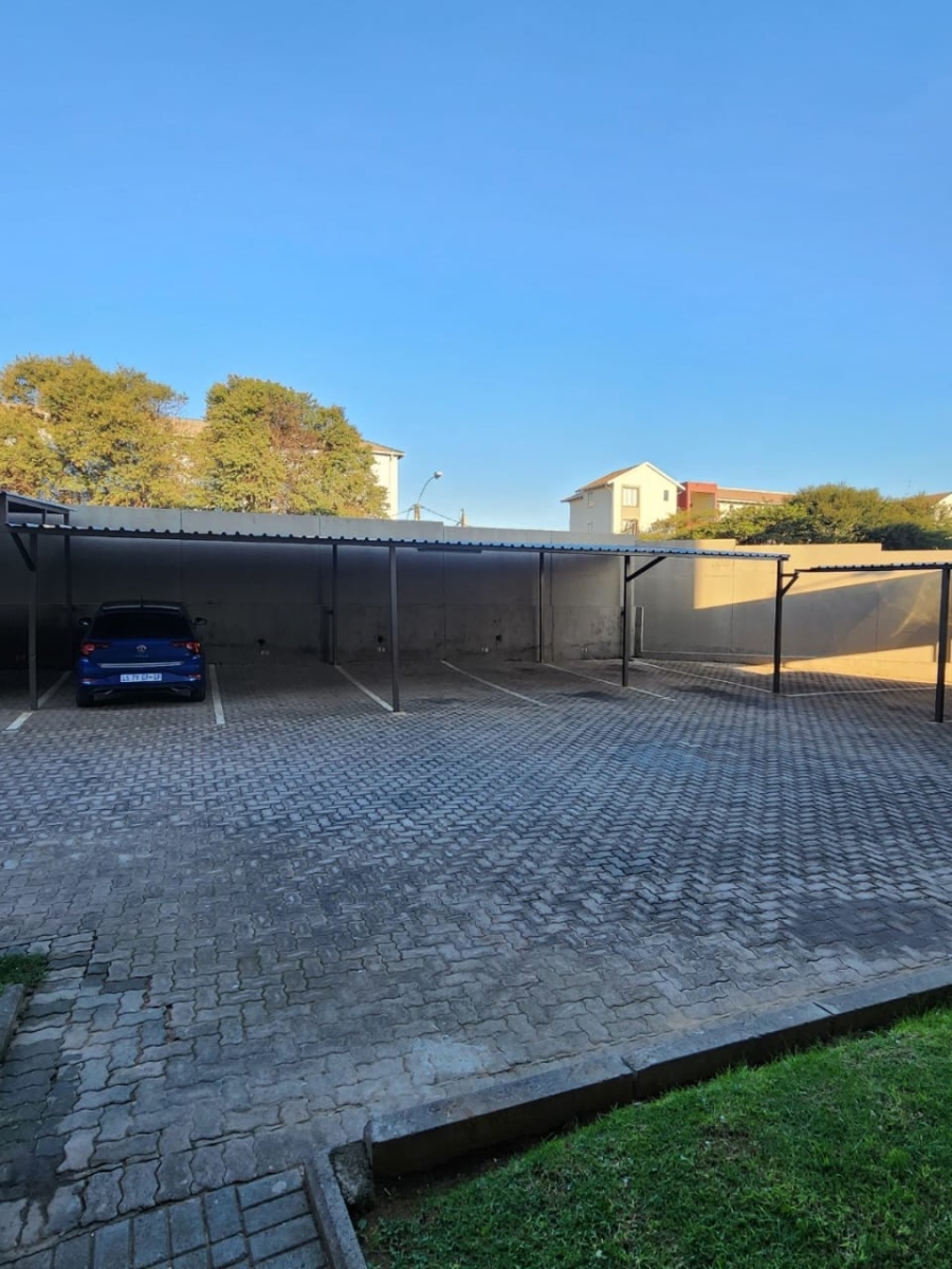 2 Bedroom Property for Sale in Fleurhof Gauteng
