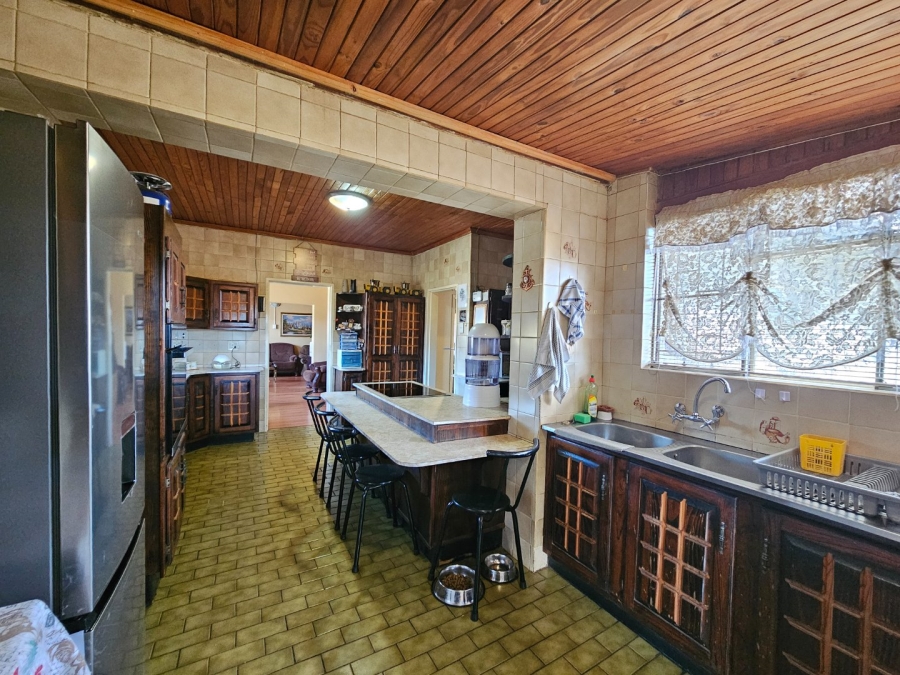 4 Bedroom Property for Sale in Roodia Gauteng