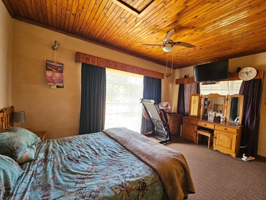4 Bedroom Property for Sale in Roodia Gauteng