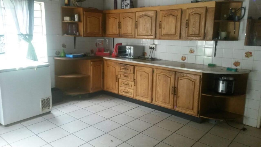 4 Bedroom Property for Sale in Roodia Gauteng