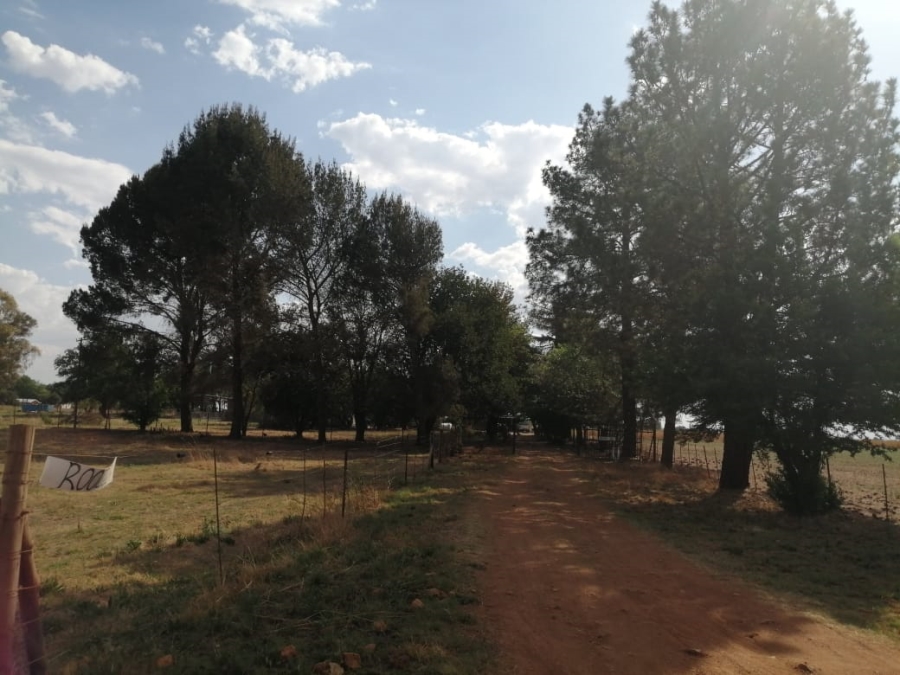 4 Bedroom Property for Sale in Roodia Gauteng
