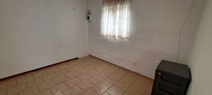 To Let 1 Bedroom Property for Rent in Edenvale Central Gauteng
