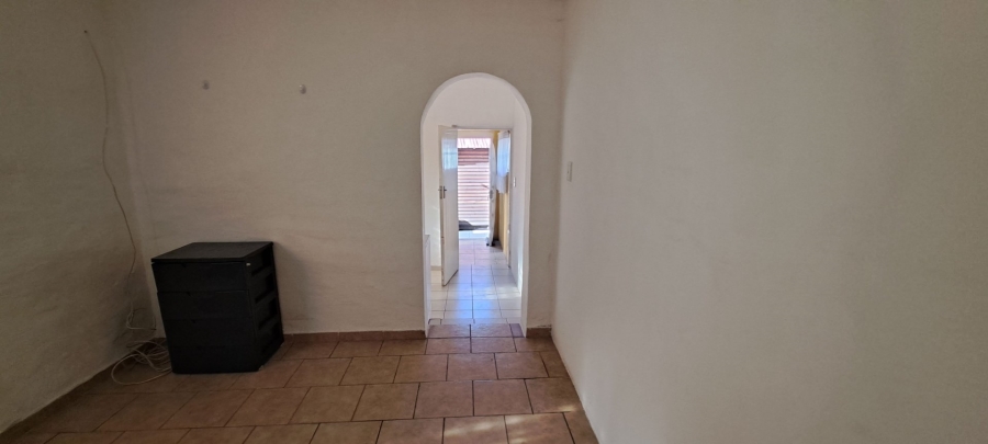 To Let 1 Bedroom Property for Rent in Edenvale Central Gauteng
