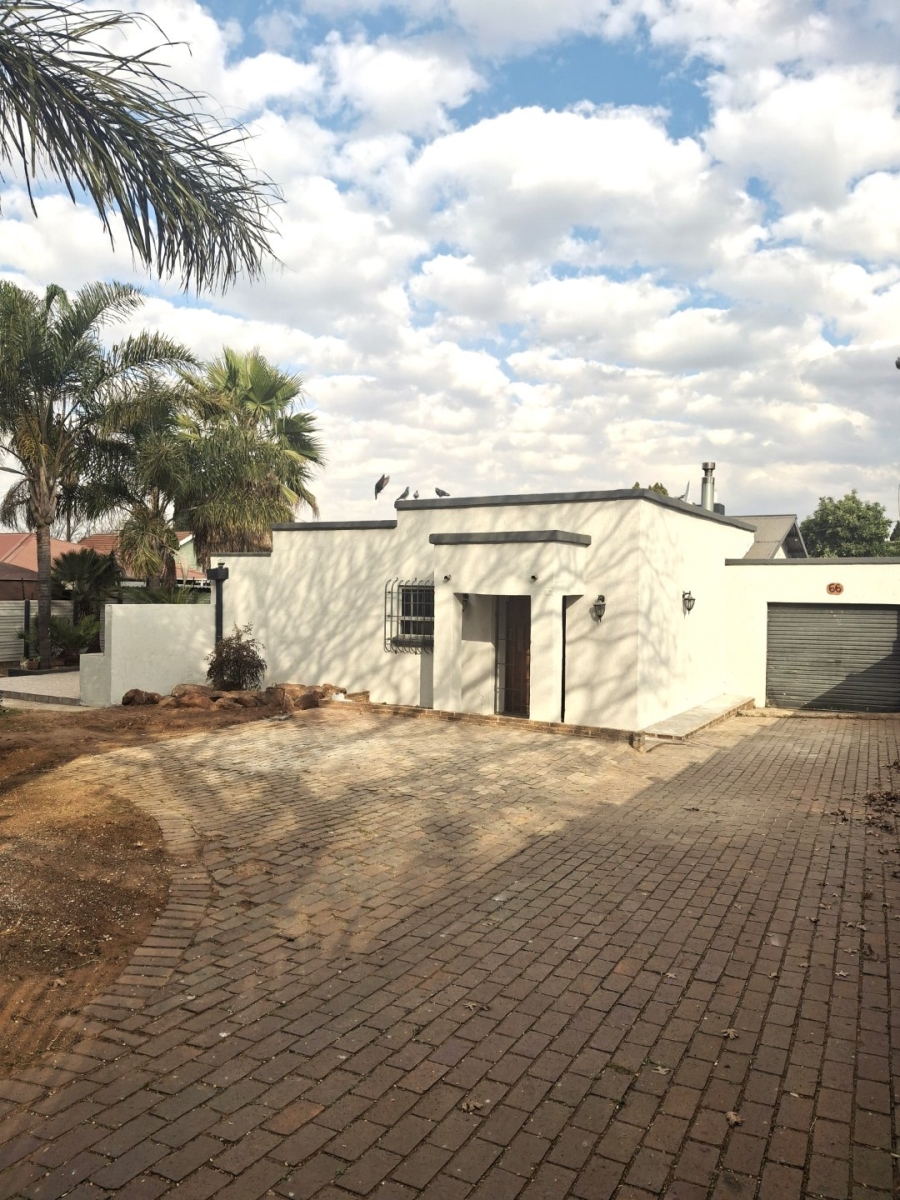  Bedroom Property for Sale in Wychwood Gauteng