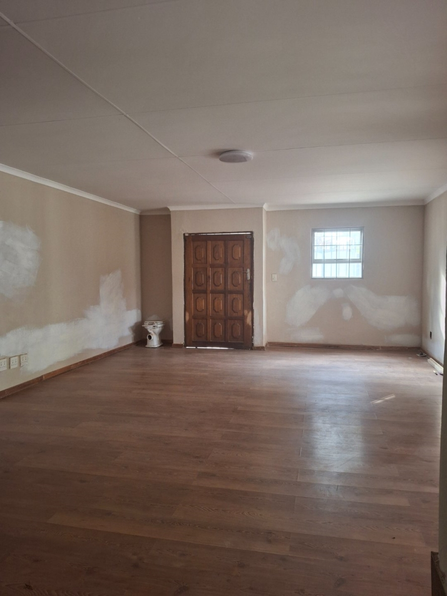  Bedroom Property for Sale in Wychwood Gauteng
