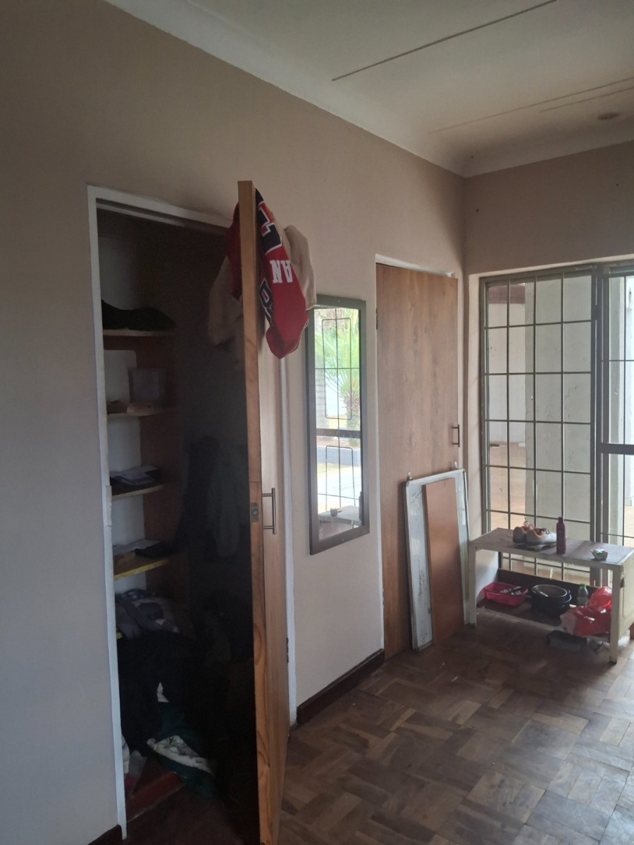  Bedroom Property for Sale in Wychwood Gauteng