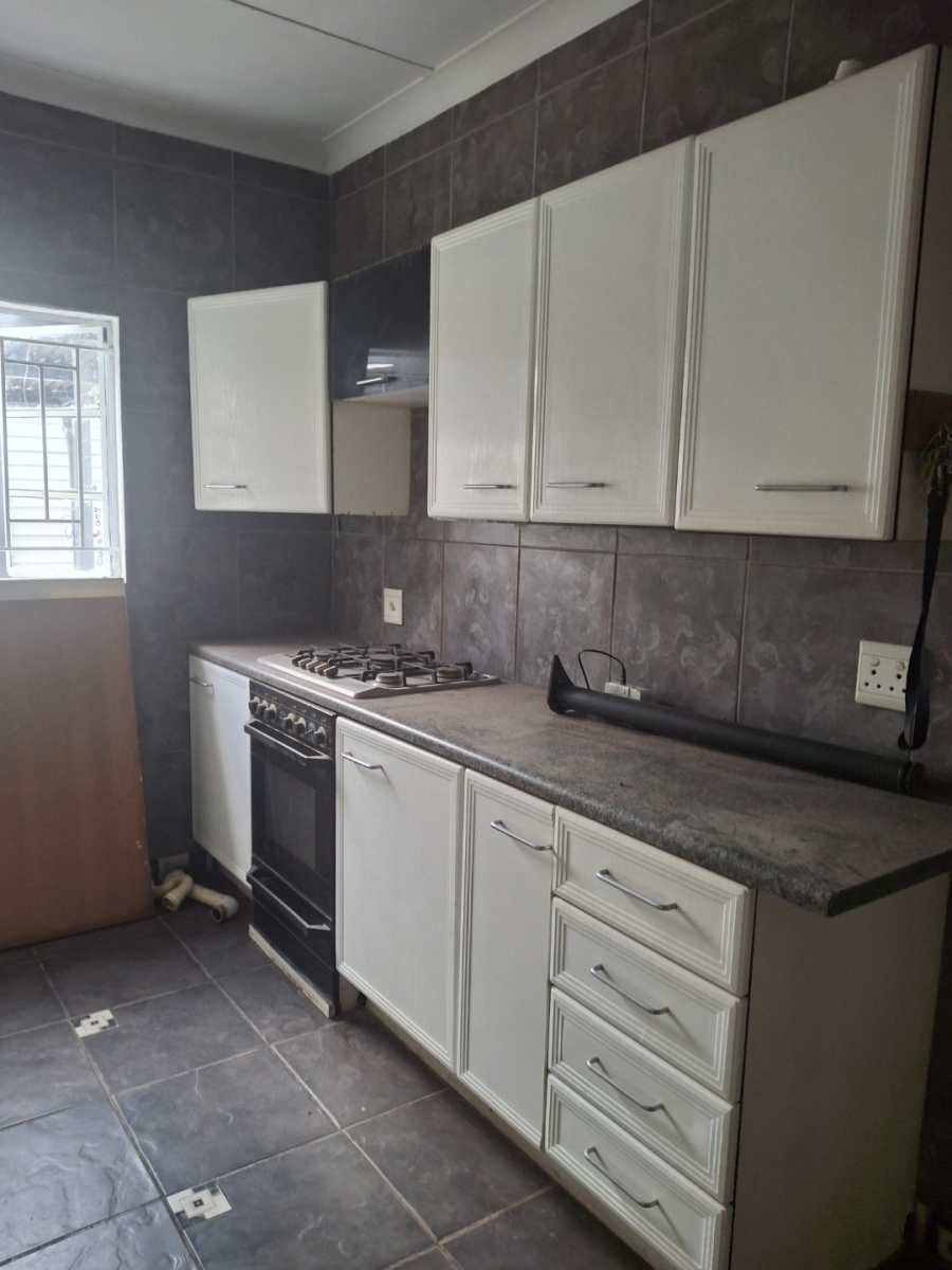  Bedroom Property for Sale in Wychwood Gauteng