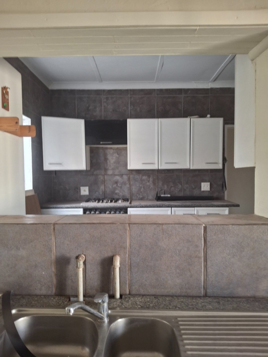  Bedroom Property for Sale in Wychwood Gauteng