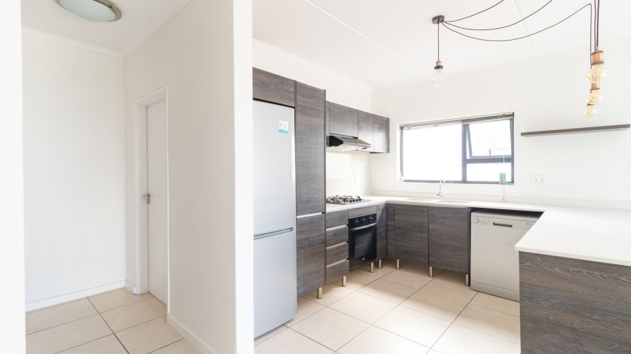 2 Bedroom Property for Sale in Greenstone Crest Gauteng