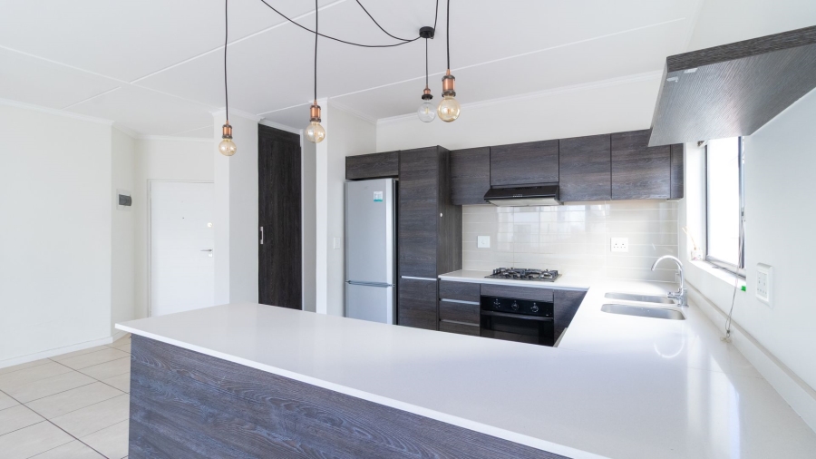2 Bedroom Property for Sale in Greenstone Crest Gauteng