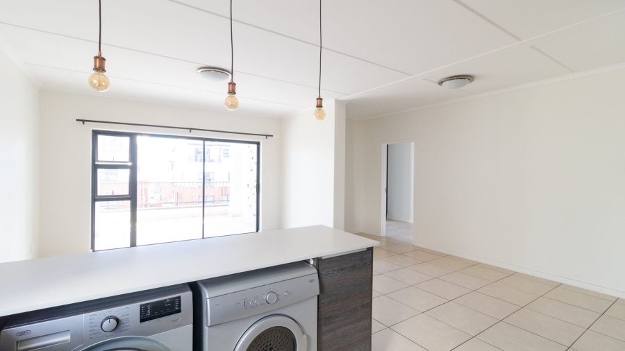 2 Bedroom Property for Sale in Greenstone Crest Gauteng