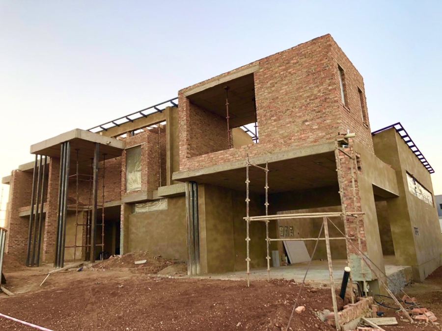 5 Bedroom Property for Sale in Midstream Heights Gauteng