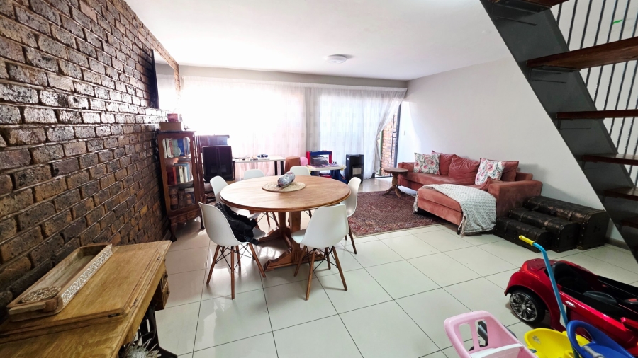 To Let 3 Bedroom Property for Rent in Erasmia Gauteng