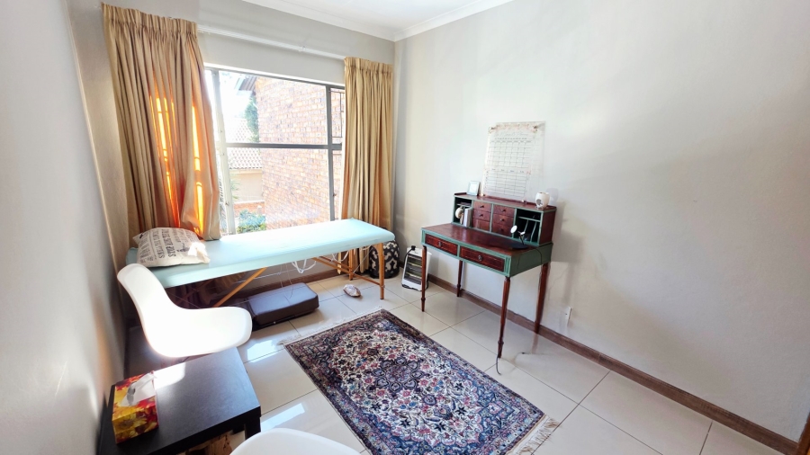 To Let 3 Bedroom Property for Rent in Erasmia Gauteng