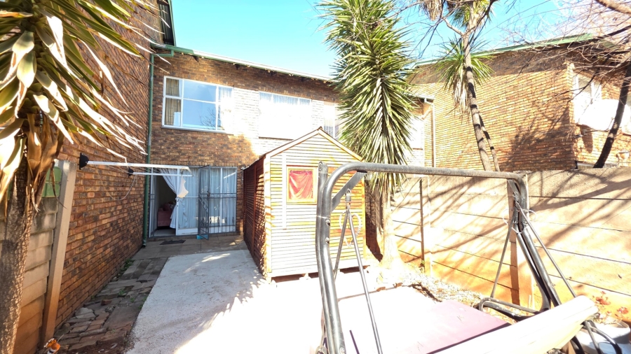 To Let 3 Bedroom Property for Rent in Erasmia Gauteng