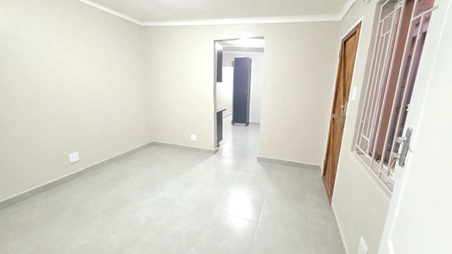 To Let 2 Bedroom Property for Rent in Laudium Gauteng
