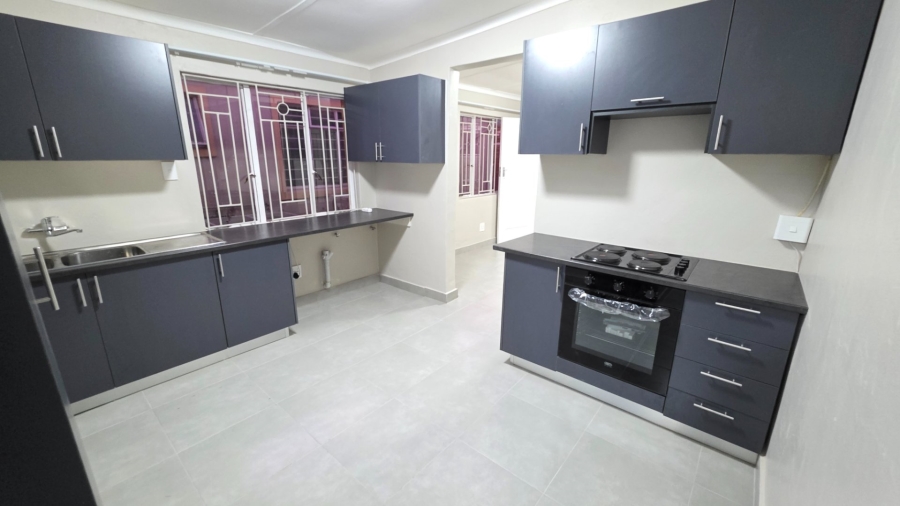 To Let 2 Bedroom Property for Rent in Laudium Gauteng