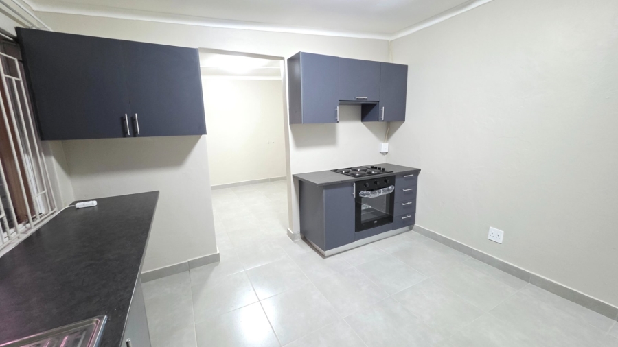 To Let 2 Bedroom Property for Rent in Laudium Gauteng