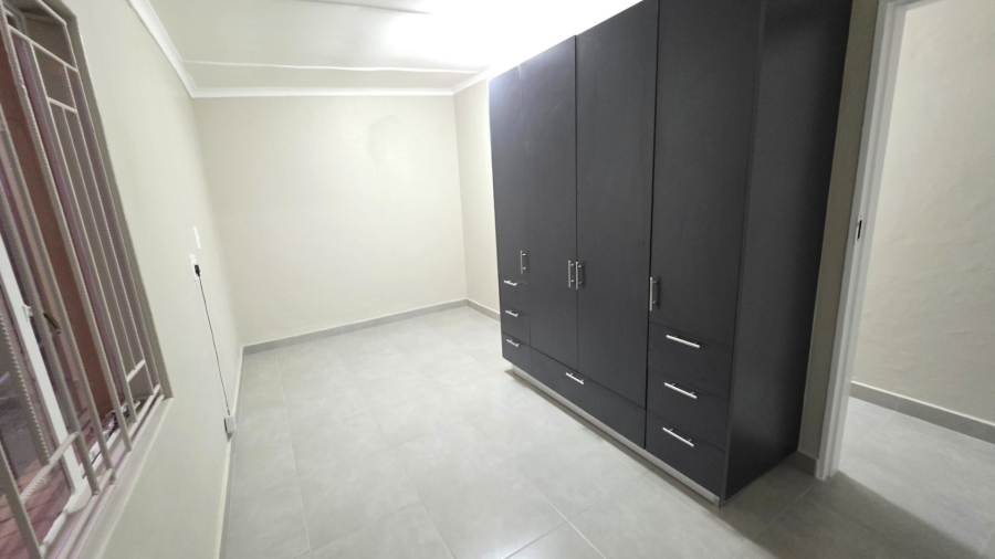 To Let 2 Bedroom Property for Rent in Laudium Gauteng
