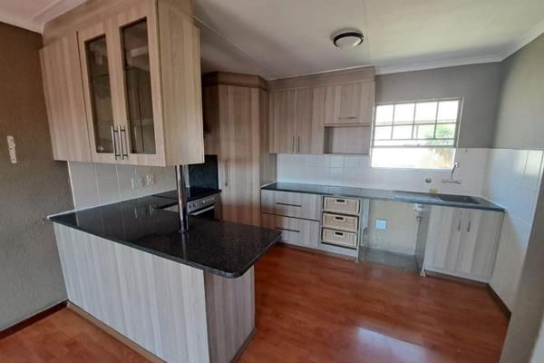 3 Bedroom Property for Sale in Vorna Valley Gauteng