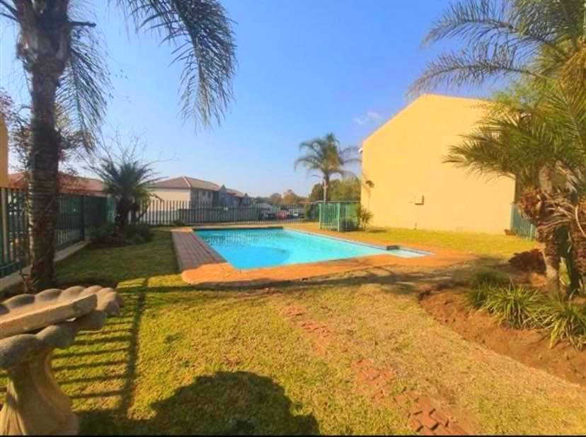 3 Bedroom Property for Sale in Vorna Valley Gauteng