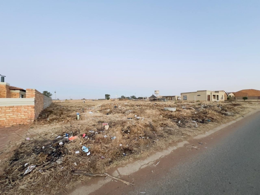  Bedroom Property for Sale in Geluksdal Gauteng