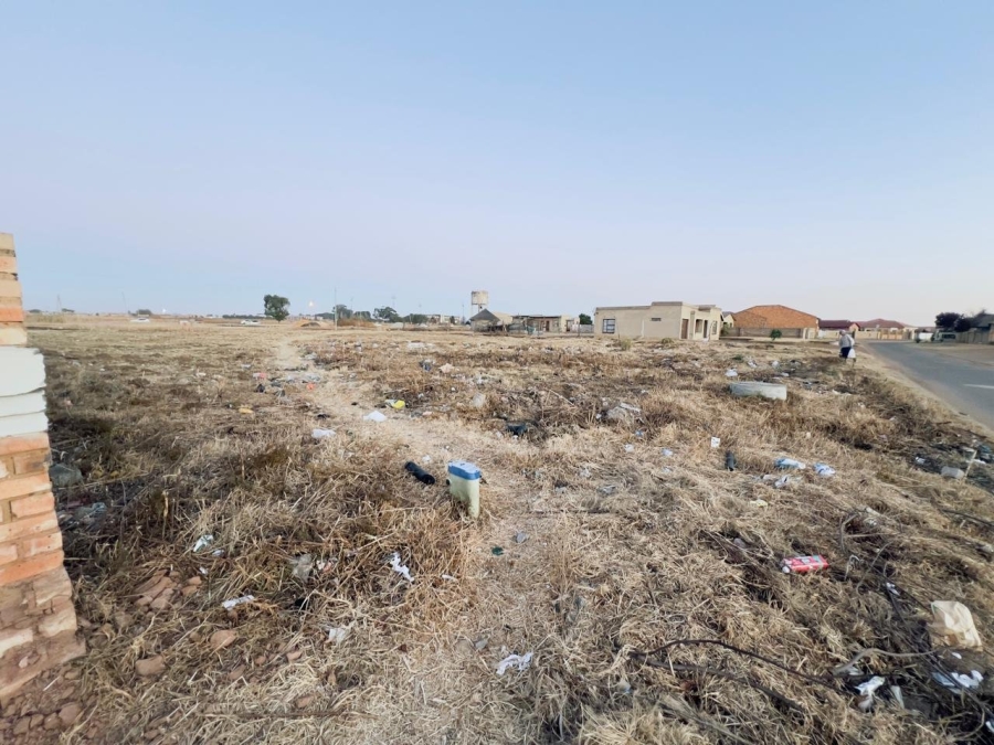  Bedroom Property for Sale in Geluksdal Gauteng