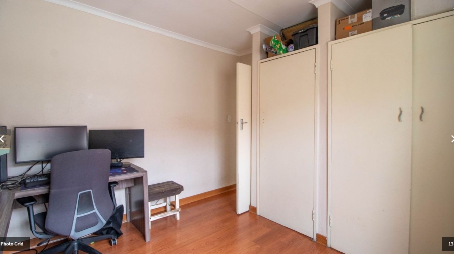 2 Bedroom Property for Sale in De Klerkshof Gauteng