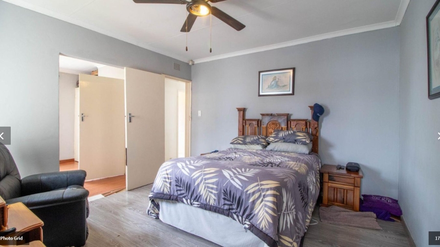 2 Bedroom Property for Sale in De Klerkshof Gauteng