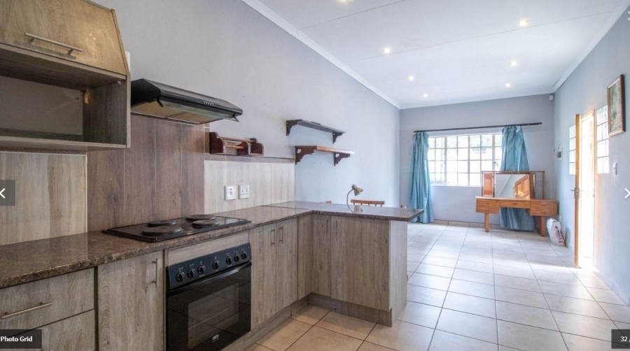 2 Bedroom Property for Sale in De Klerkshof Gauteng