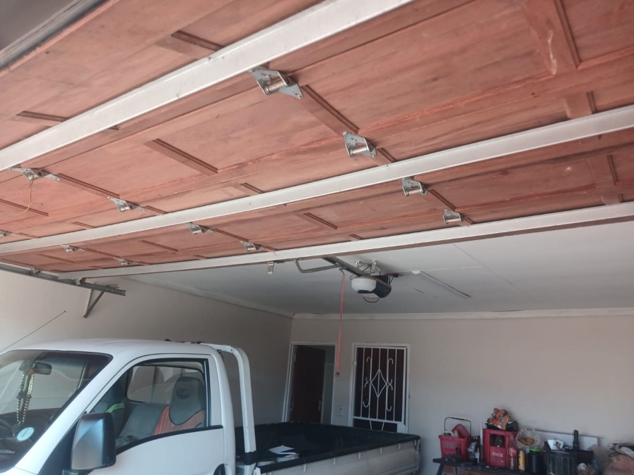 5 Bedroom Property for Sale in Danville Gauteng