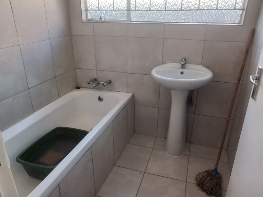 5 Bedroom Property for Sale in Danville Gauteng