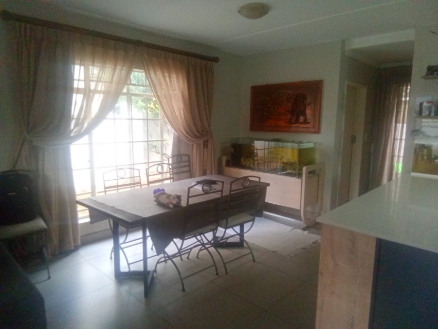 To Let 3 Bedroom Property for Rent in Kyalami Hills Gauteng