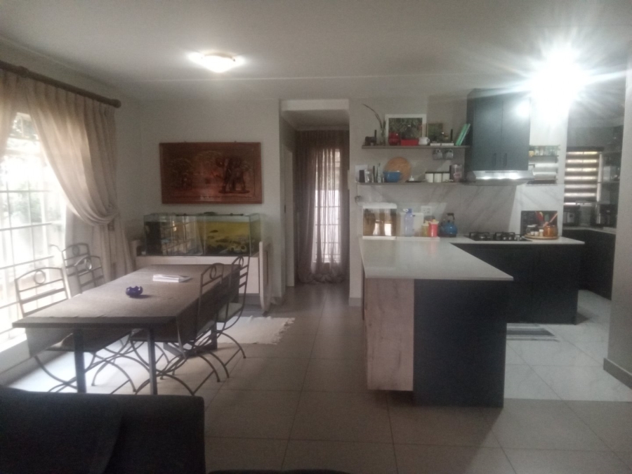 To Let 3 Bedroom Property for Rent in Kyalami Hills Gauteng
