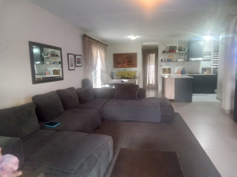 To Let 3 Bedroom Property for Rent in Kyalami Hills Gauteng