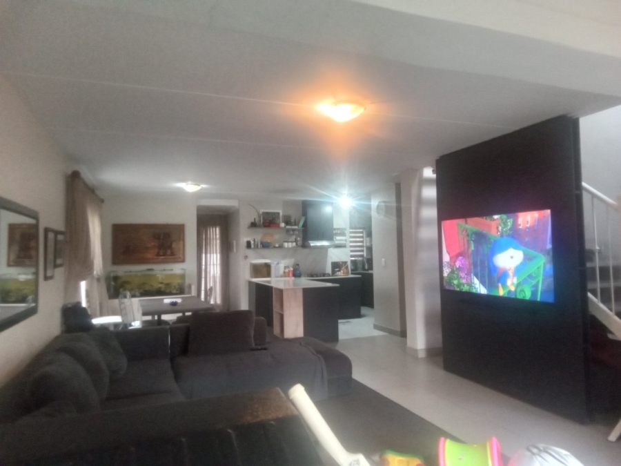 To Let 3 Bedroom Property for Rent in Kyalami Hills Gauteng