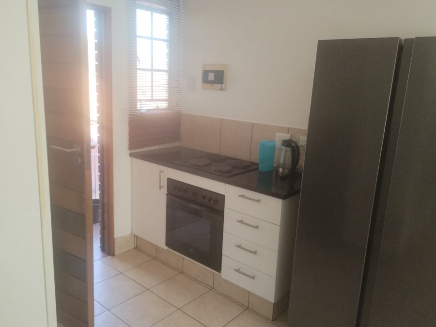 To Let 2 Bedroom Property for Rent in Edenvale Central Gauteng