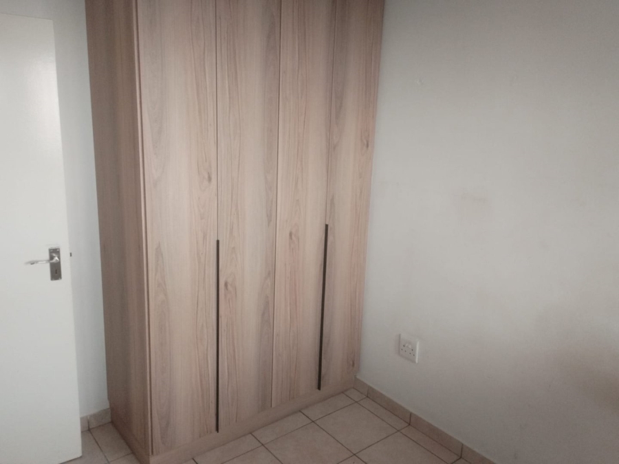 To Let 2 Bedroom Property for Rent in Edenvale Central Gauteng