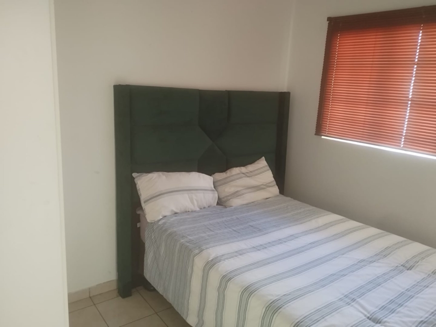 To Let 2 Bedroom Property for Rent in Edenvale Central Gauteng