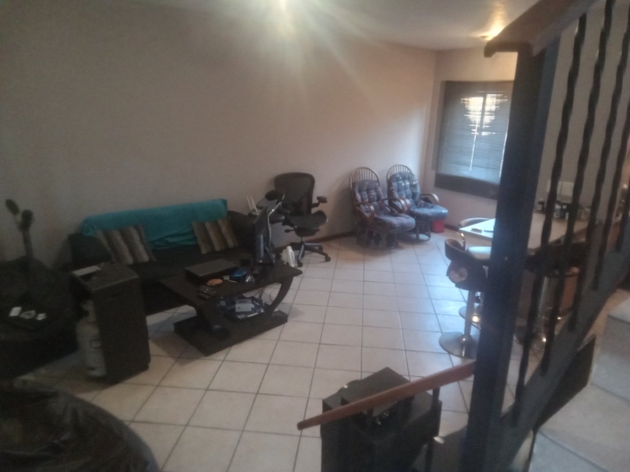 2 Bedroom Property for Sale in Carlswald Gauteng