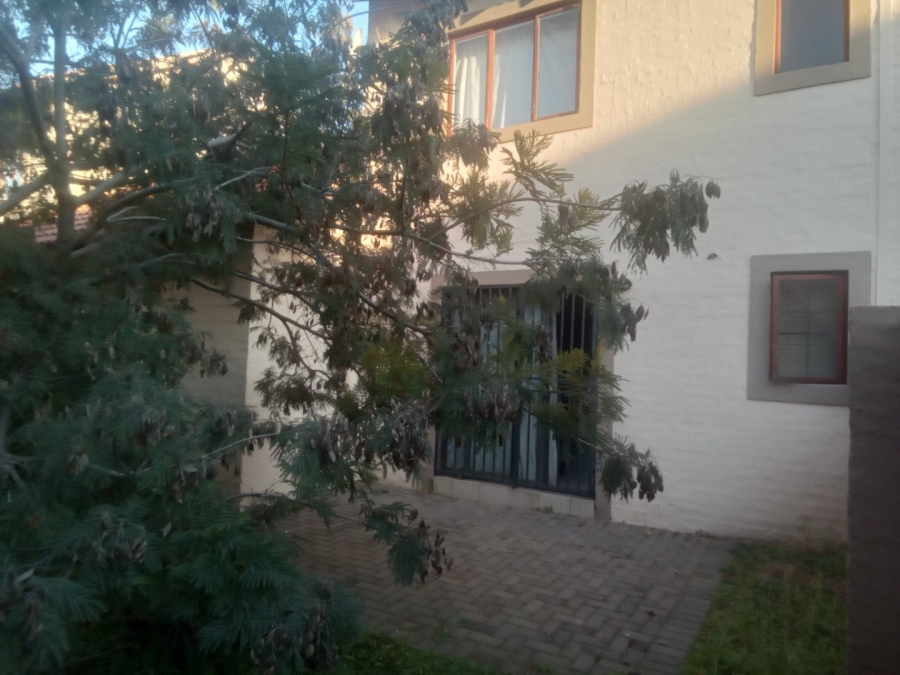 2 Bedroom Property for Sale in Carlswald Gauteng