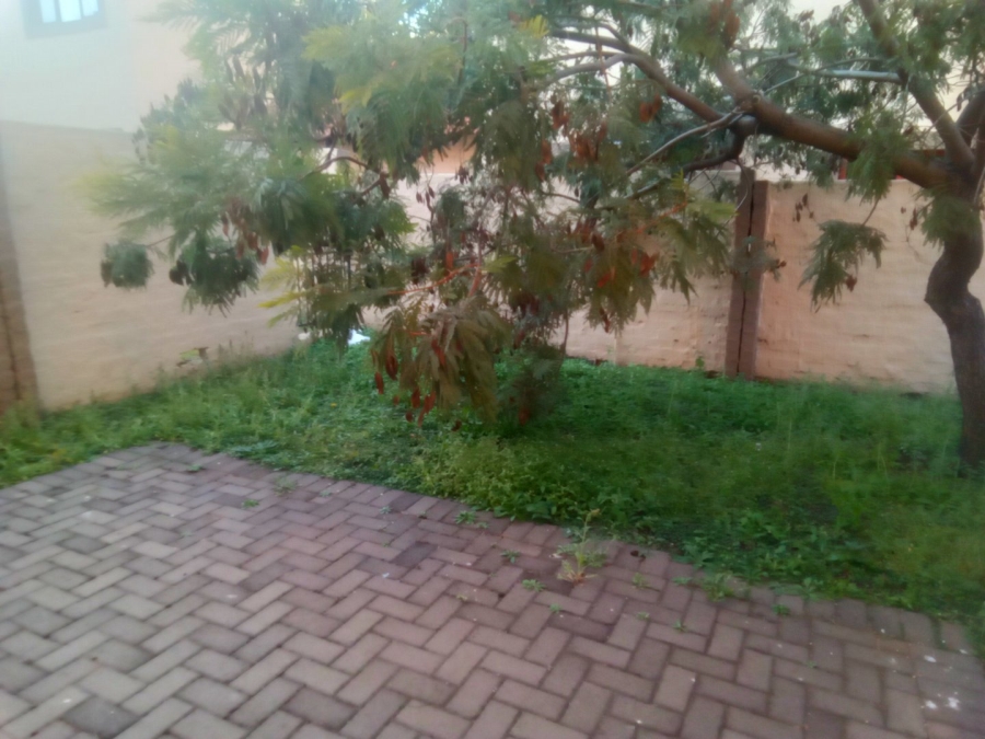 2 Bedroom Property for Sale in Carlswald Gauteng