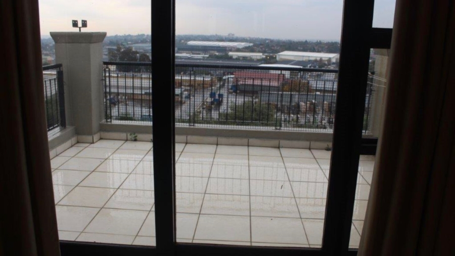 To Let 3 Bedroom Property for Rent in Bedfordview Gauteng
