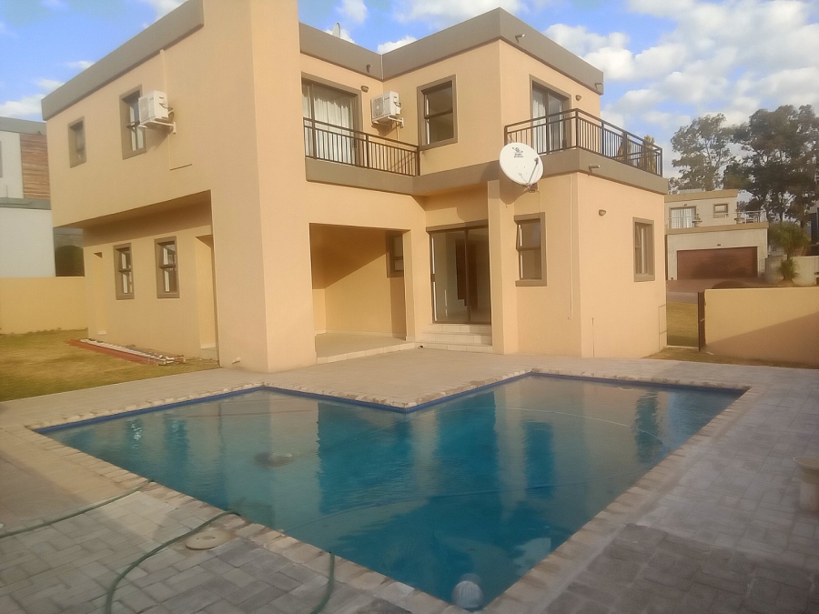 To Let 3 Bedroom Property for Rent in Kyalami Hills Gauteng