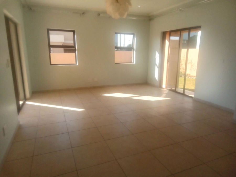 To Let 3 Bedroom Property for Rent in Kyalami Hills Gauteng