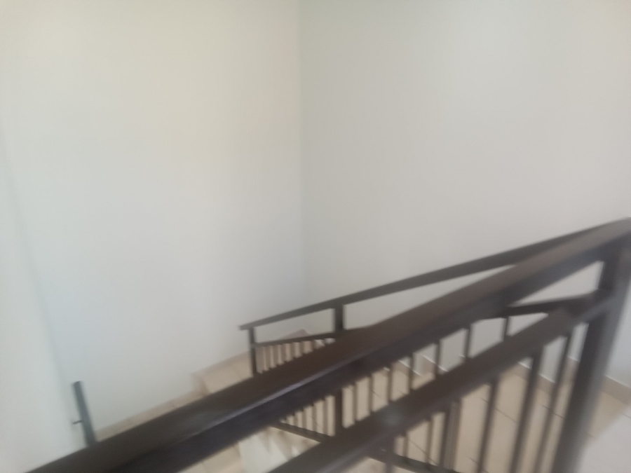 To Let 3 Bedroom Property for Rent in Kyalami Hills Gauteng